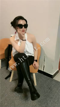 jxifc1f4tv1.jpg