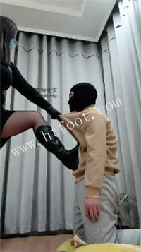 ilr0vy0rb3y.jpg