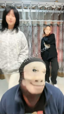 q30hwv0j4vj.jpg