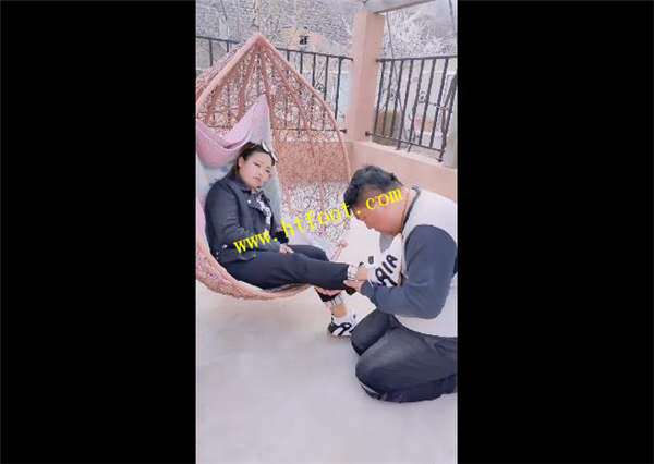 pidf1n04d43.jpg
