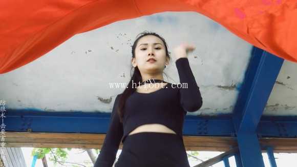 yaxlqrmb025.jpg
