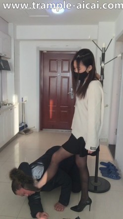 jesnbydxrm0.jpg