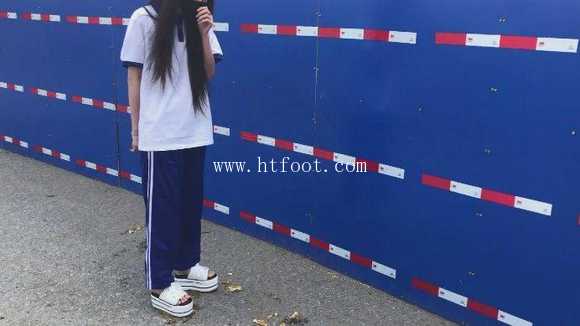 l1nioksp5mp.jpg