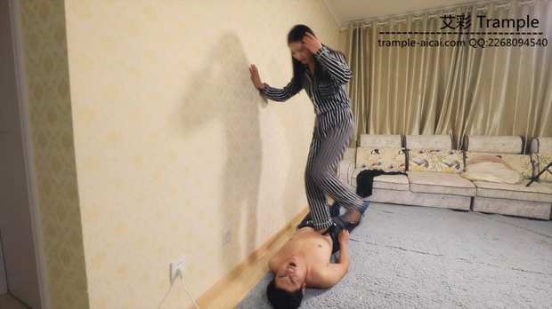 0400nkvybjk.jpg