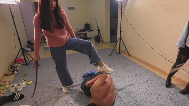 s4bvzyoi1y1.jpg
