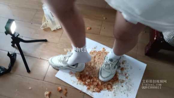 ake1zpyqjqo.jpg
