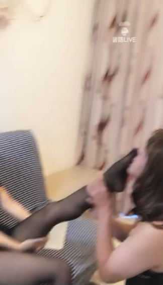 1oxd15kqeb2.jpg