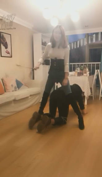 wrdvyh0ugyu.jpg