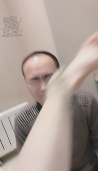 qrwcwdkokjs.jpg