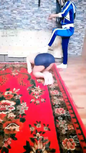 efmahkclxf4.jpg
