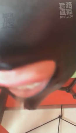 2zkdzen0fr3.jpg