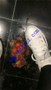 hcs4yh1sxhs.jpg