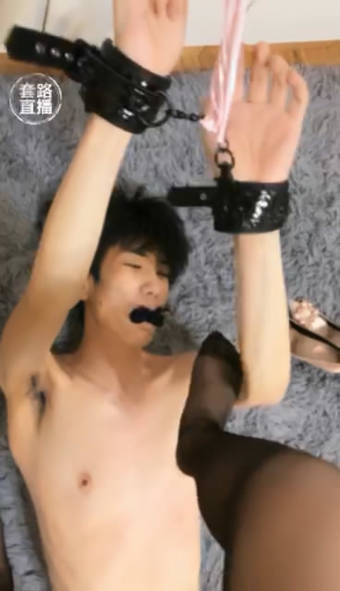 xyjrzhc0wlq.jpg