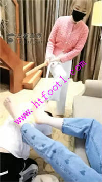 t2ooontocqp.jpg
