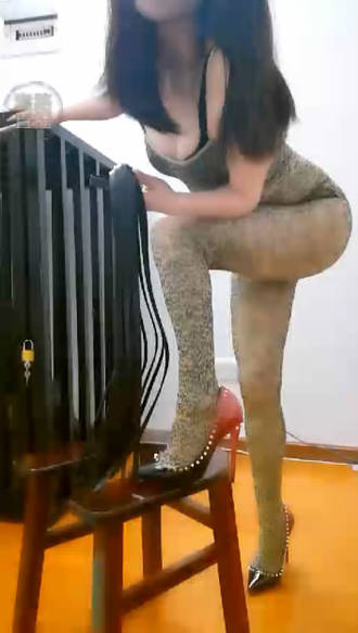 m0oomzqdlpi.jpg