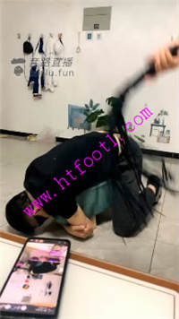 hc4ppyrcdlf.jpg