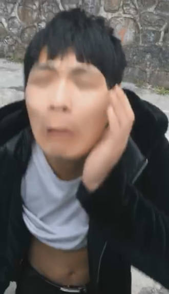 glti5kor1ia.jpg