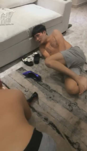 q0ckkfeb1gp.jpg
