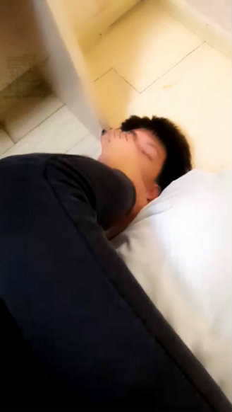 apgul2hl3ec.jpg