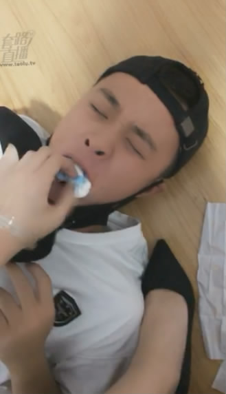 pdvxx3vduv2.jpg