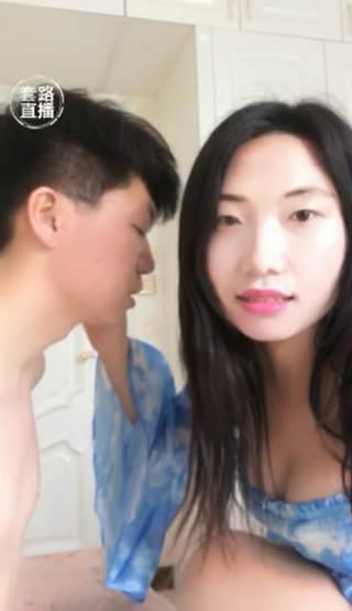 2c3ubsbbdau.jpg