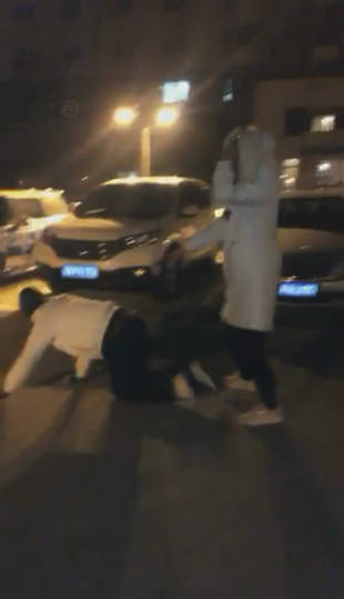 xwdyg2ymjic.jpg