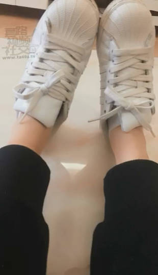 qxlprn3fxb5.jpg