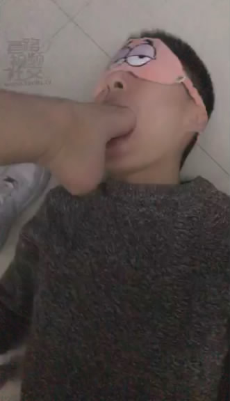 eut2pdq13iu.jpg