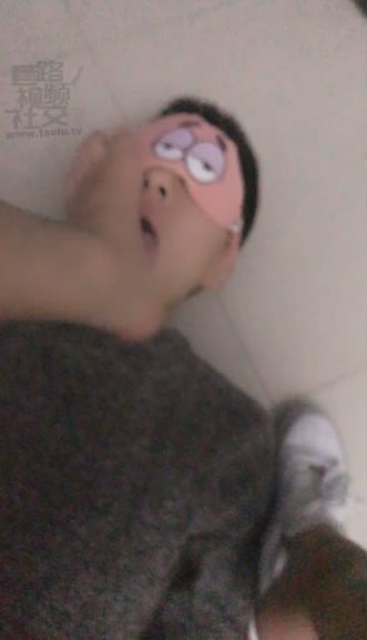 m0yocclq3tx.jpg