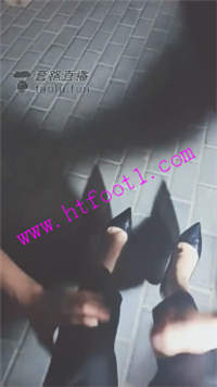 t1m2f51qrqq.jpg