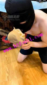 ekb0dcsmmf0.jpg