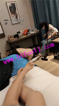 azcfg4y05m0.jpg