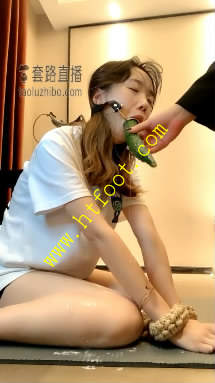 j0ptfkt2a1r.jpg