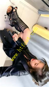 q33ctslnvul.jpg