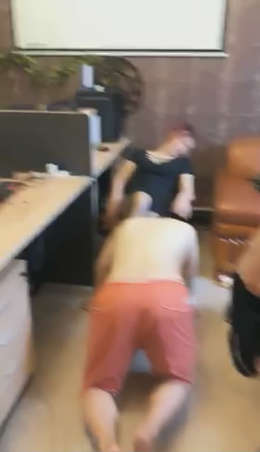fzxpkaglmyc.jpg