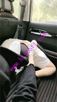 phclpt1rx1w.jpg