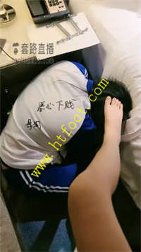 giqqiz1nkon.jpg