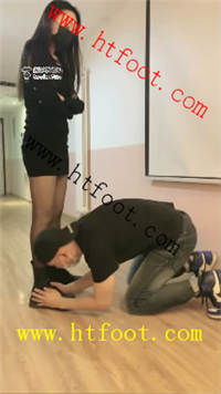 mbn4vq2vid0.jpg