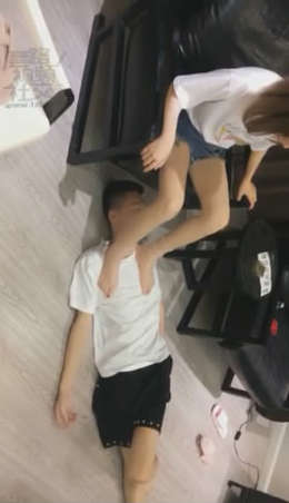 asi01ilui4m.jpg