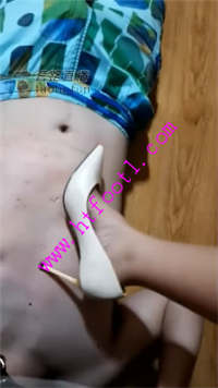 axgqhw42sr4.jpg