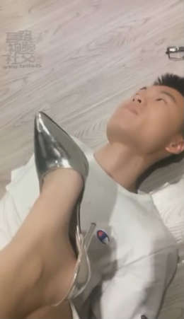 jdv4ikkfza4.jpg