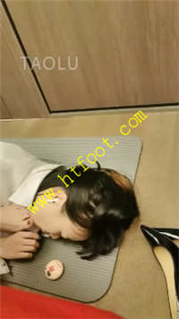 1qeenidy4e5.jpg