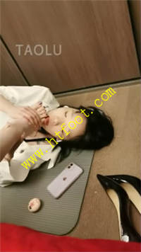 jbsyqd0cgwk.jpg