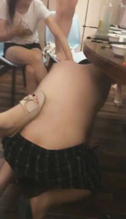xsexmtv0w30.jpg