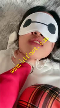 qfqgbswk0r1.jpg