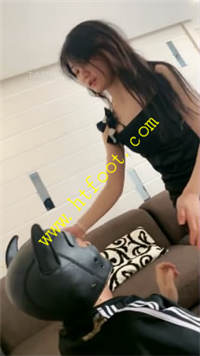 gv12nivpkqt.jpg