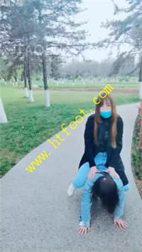 hudk32j0uyq.jpg