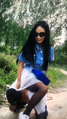 4jcd3b3mqe2.jpg