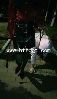 l4tlr0x03fk.jpg