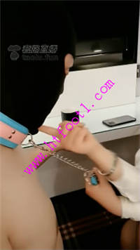 ajtmutdrn5a.jpg